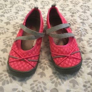 3 for $10 ☀️ Pink & gray girls shoes